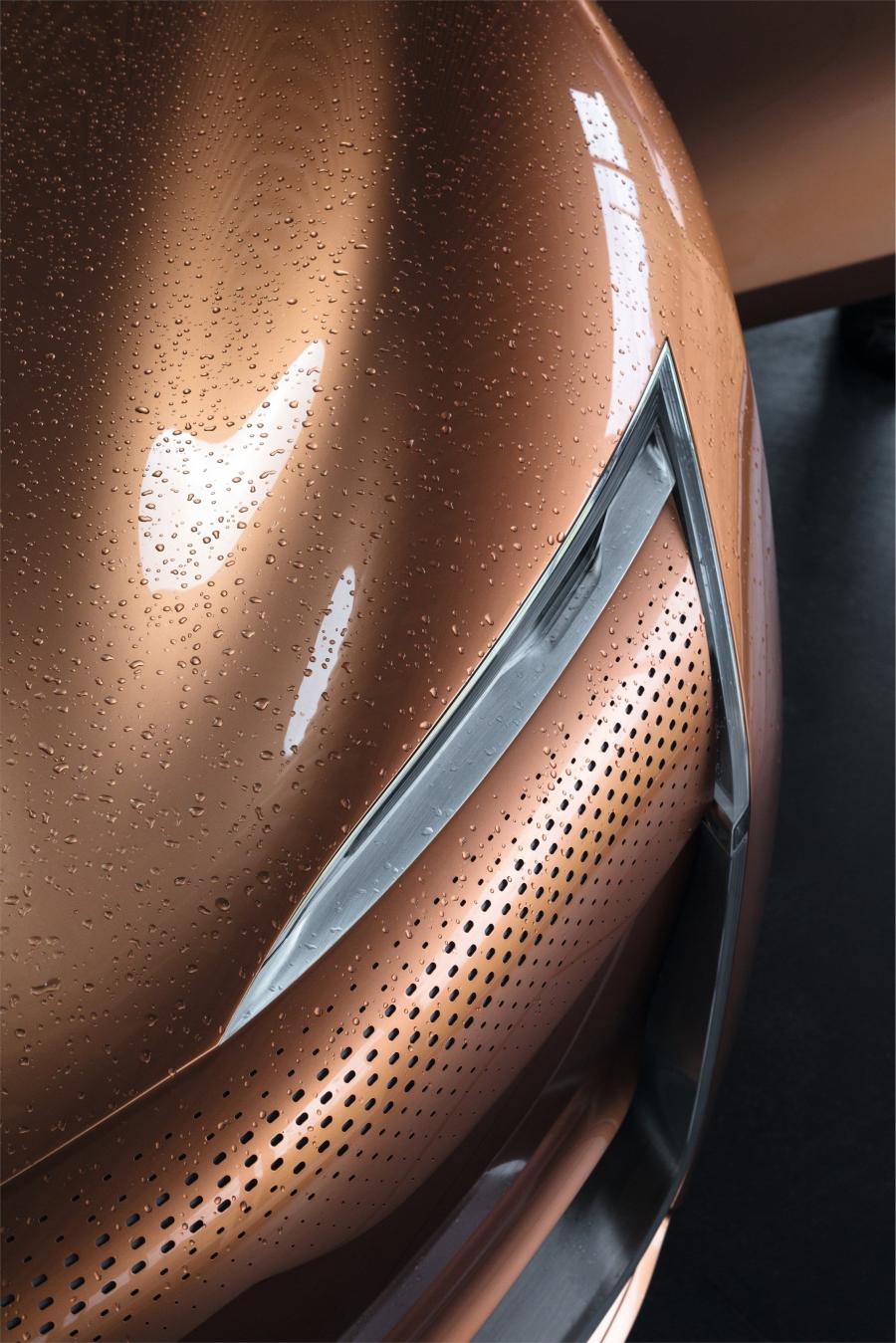 Детали экстерьера Renault Symbioz 2017 года  (фото 2 из 270)